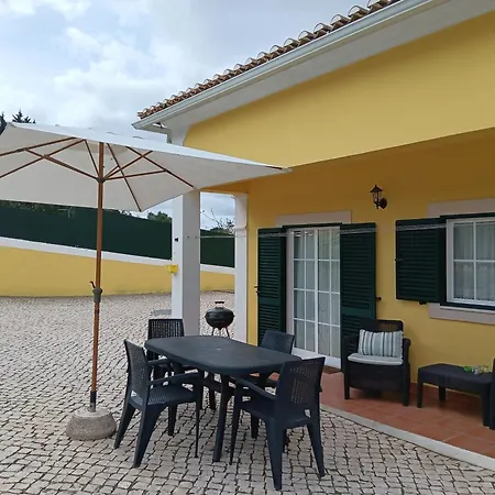 Casinha De Ferias No Campo - Quintinha Dos Cavalos - Arruda Dos Vinhos 度假居 Sabugos